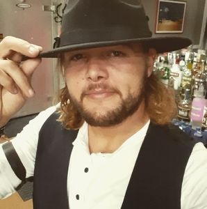 Meet your Posher, Caleb